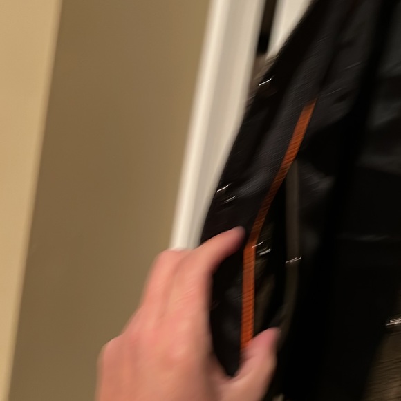 Brown leather biker vest with gun pocket. Size 3XL. Size runs small - Picture 6 of 7